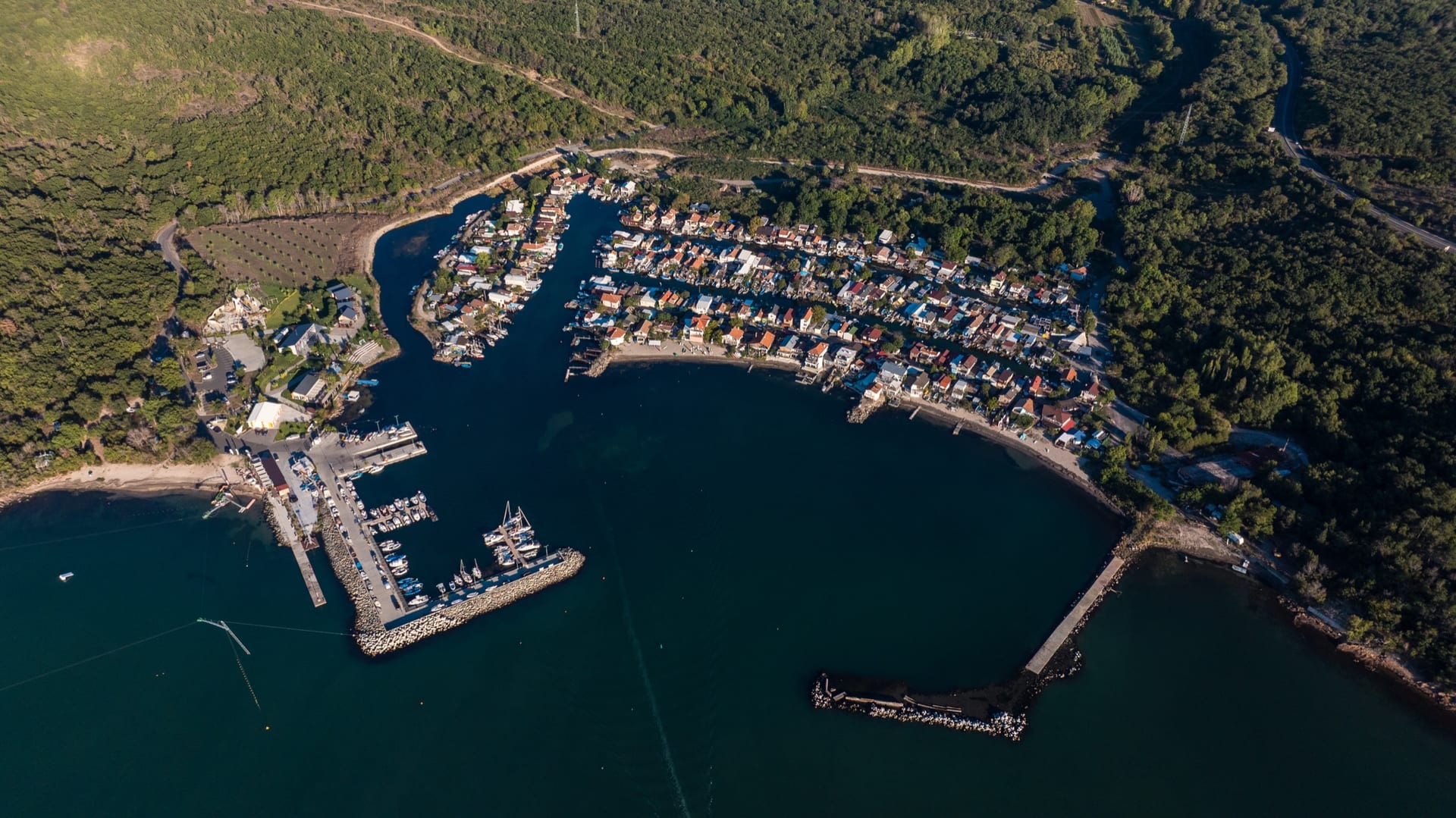 Дрон — COASTAL SUMMER